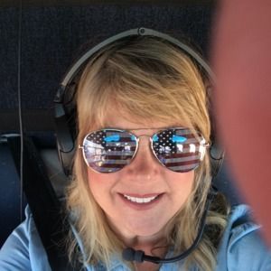 Meet your Posher, Dee